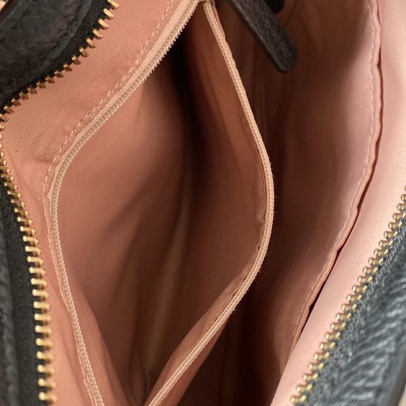 Kate Spade Roulette Medium Messenger Bag in black - Picture 7 of 7